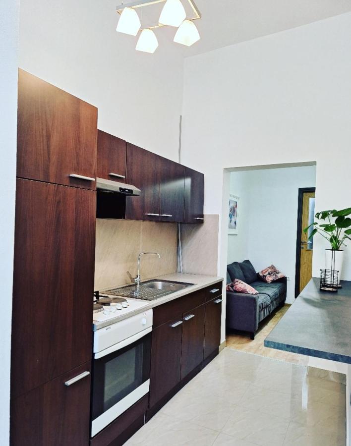 Apartment Ory 2 Between The Beach And City Center Пула Екстер'єр фото